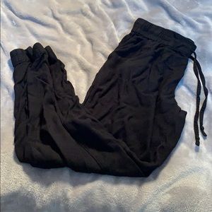 Aritzia Talula Joggers